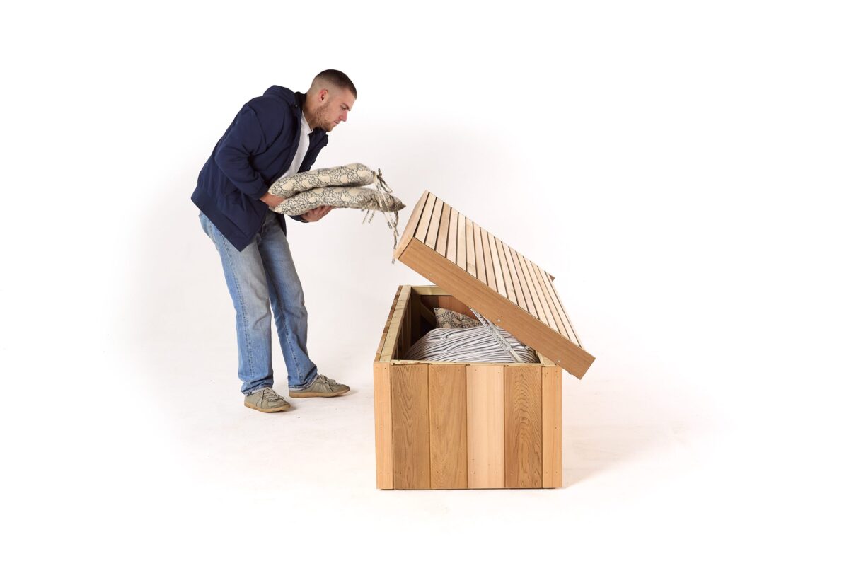 Storage_Bench_Shoot_10154-scaled.jpg