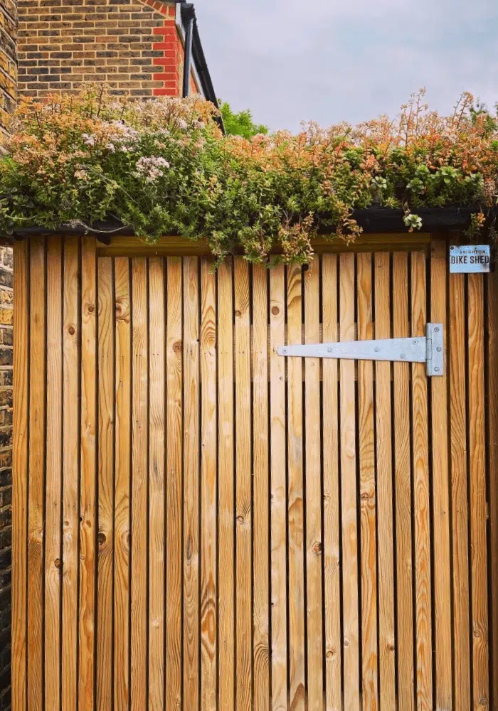 Vertical-bike-shed-outdoor-storage-for-hanging-bikes-11.png