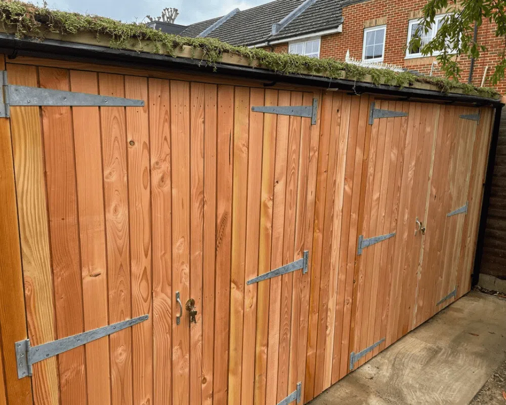 Vertical-bike-shed-outdoor-storage-for-hanging-bikes-4.png